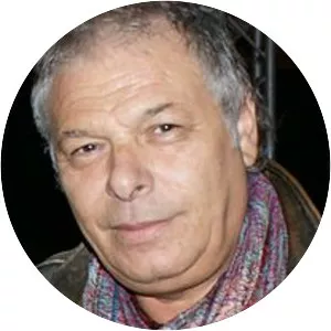 Enzo Gragnaniello - Italian singer-songwriter