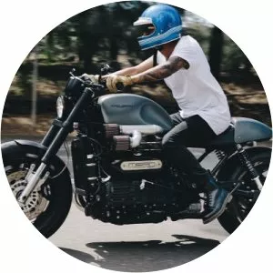 Enzo Pasha photograph