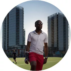 Eon Sinclair - Bassist