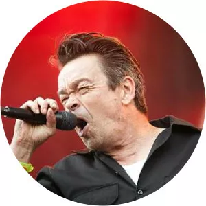 Epe Kronholm - Musical artist