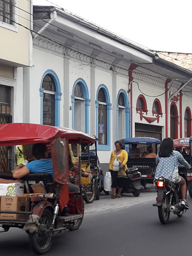 EPS Sedaloreto - Drinking water fountain in Iquitos, Peru