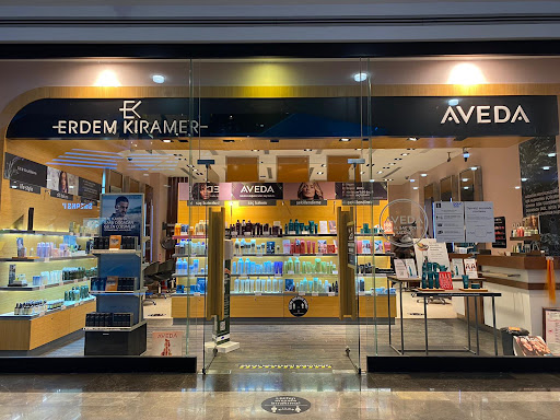 Erdem Kiramer Aqua Florya - Hairdresser in Istanbul