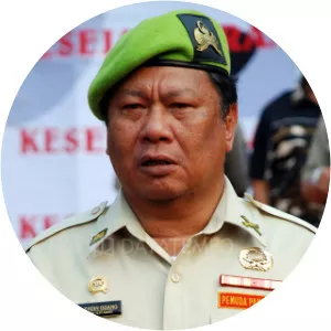 Erdin Odang - Politician