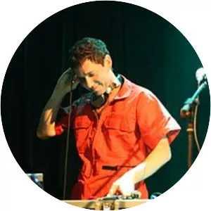 Erez Todres - Musical artist