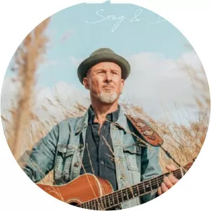 Eric Devries - Singer