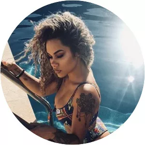 Érica Boaventura - Musical artist