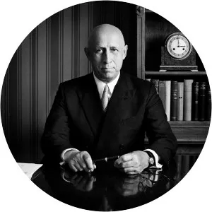 Erik Penser - Swedish financier