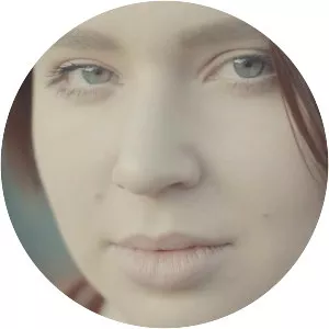 Erika Lundmoen - Musical artist