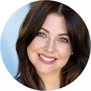 Erin Cline - Actress