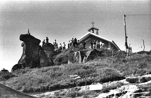 Ermita de la Virgen de Peneda - Chapel in Calvos de Randin, Spain