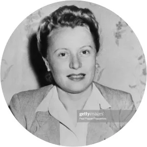 Erna Gruhn photograph