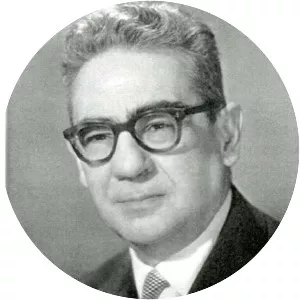 Ernest Kahane