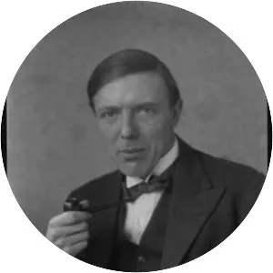 Ernest Llewellyn Woodward - British historian