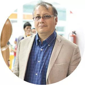 Ernesto Lumbreras - Author