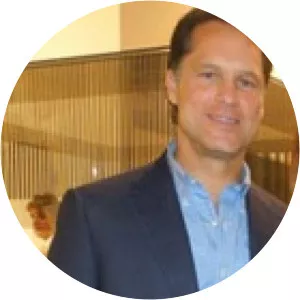 Ernesto Poma - Businessperson