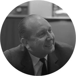 Ernst Weisenfeld - Radio host