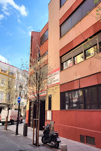 Escuela Oficial de Idiomas Madrid-Tribunal