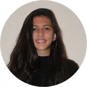 Esha Lankesh photograph