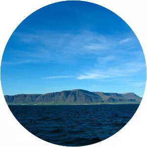 Esjan - Mountain range in Iceland