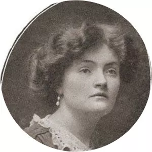 Esme Wallace photograph