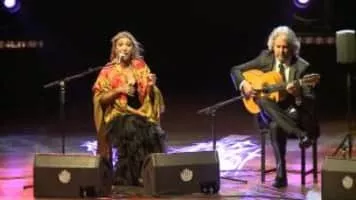 Esperanza Fernández - Singer