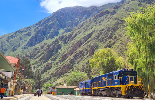 Estacion Central de Trenes Ollantaytambo - Machupicchu - Transportation service in Ollantaytambo, Peru