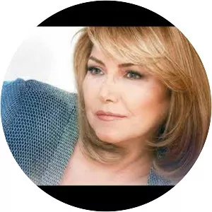 Estela Núñez - Mexican singer