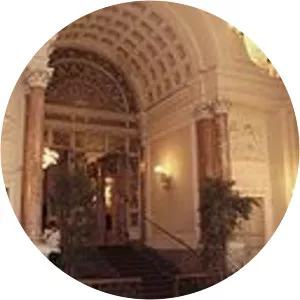 Esterre Mochi photograph