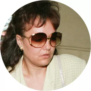 Esther Lago García - Laureano Oubiña's ex-wife