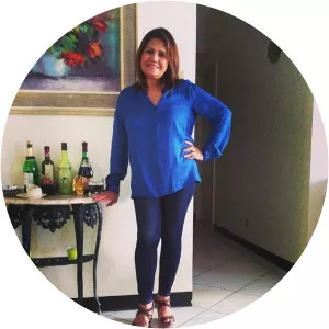 Esther Lahbati photograph