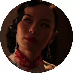 Esther Low - Actress