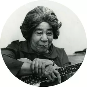 Esther Mae Scott - Singer