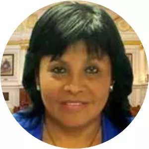 Esther Saavedra Vela