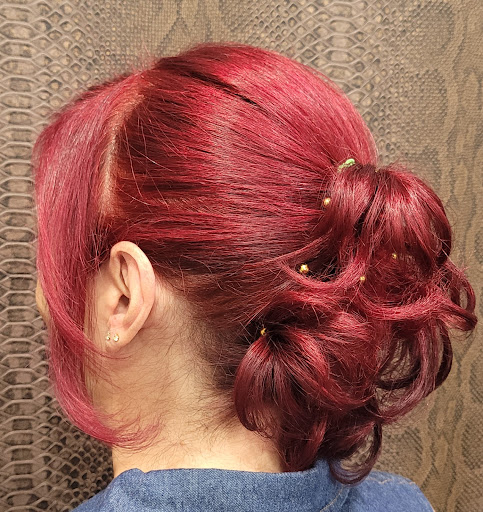 Esttilo 13 - Hairdresser in Madrid, Spain