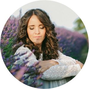 Etiene Pires - Musical artist