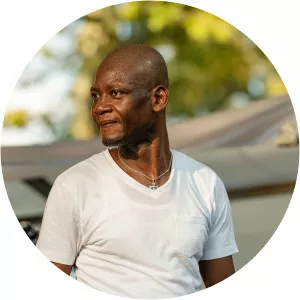 Étienne Boué Bi - Musician