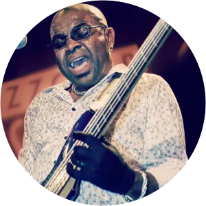 Étienne M'Bappé (Étienne MBappé)