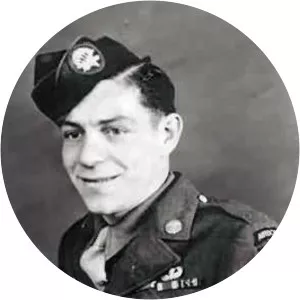 Eugene Roe - Military personnel