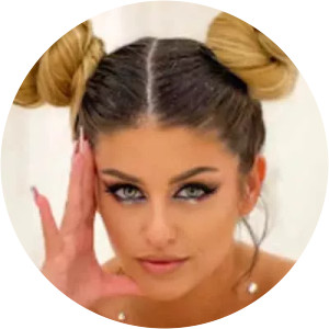 Eva Georgieva Musician