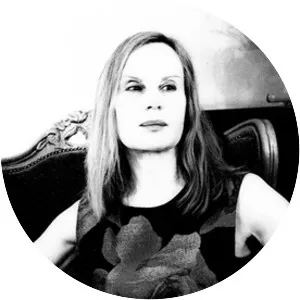 Eva Karcher - Author