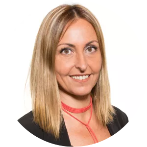 Eva Maria Menor Cantador