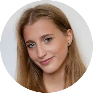 Eva Sulic photograph