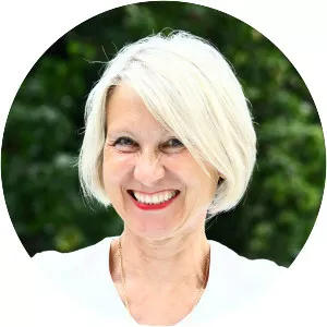 Eva Ticha - Politician