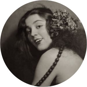 Evan-Burrows Fontaine