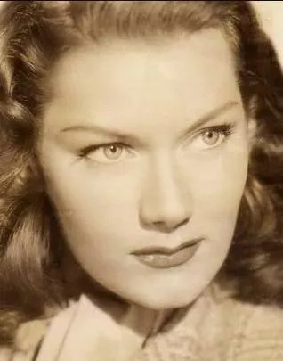 Eve Amber - Film actor