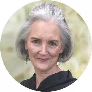 Eve de Castro-Robinson