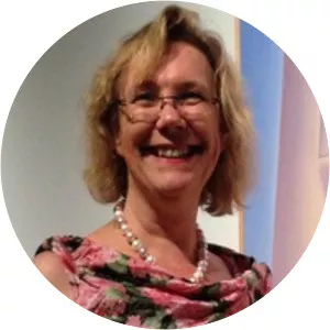 Evelyne de Leeuw - Researcher