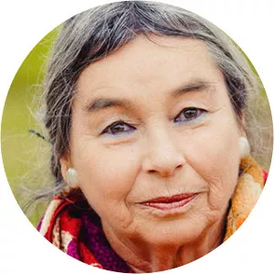 Evelyne Istria