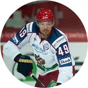 Evgeny Artyukhin - Ice hockey right winger