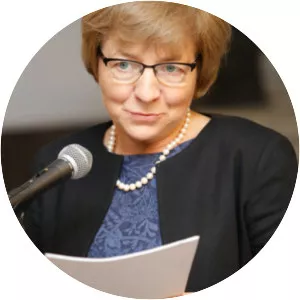 Ewa Geller - Linguist